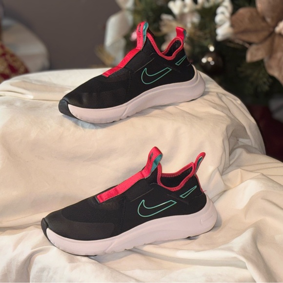 Kids Nike Flex Plus Shoes - Picture 3 of 8